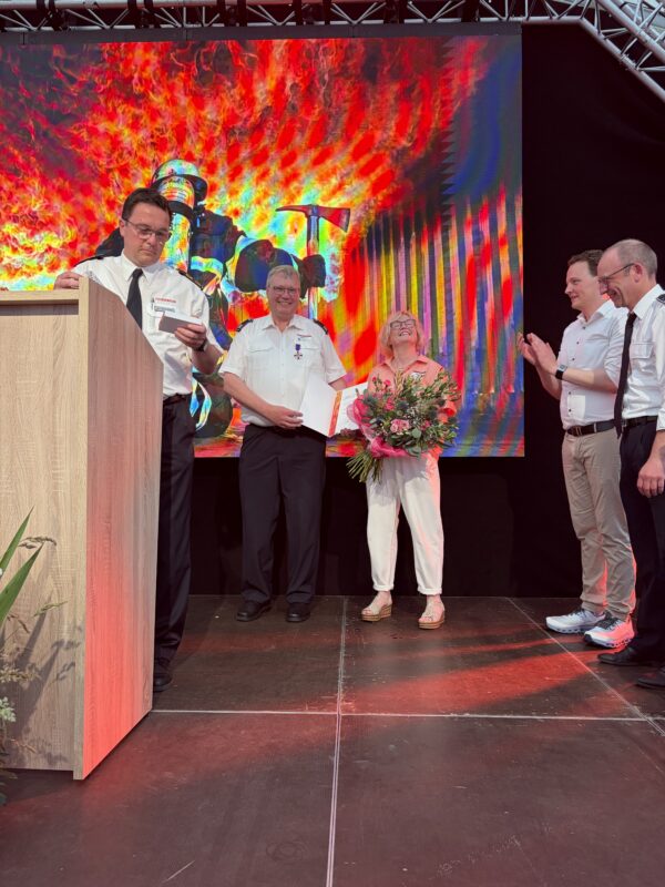 Auszeichnung für Helmut Tenspolde